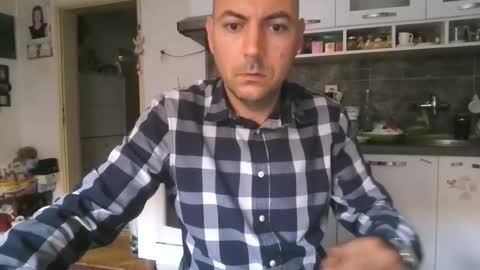 Snapshot of vozd chatting on 15, 5, 2026 sweetcock online show from 15, 5, 2026