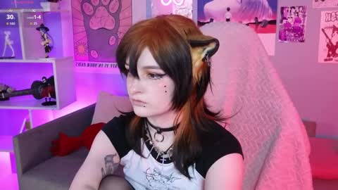 Snapshot of vronnier chatting on 16, 4, 2026 vronnier online show from 16, 4, 2026