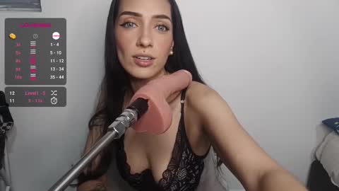 vsantini_ online show from 22, 9, 2025