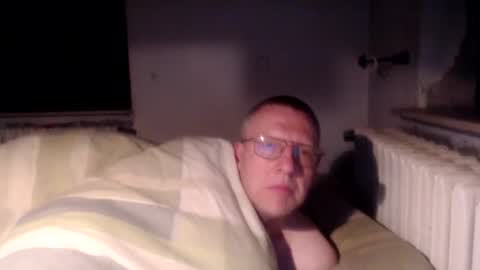 Snapshot of vthomasp719 chatting on 24, 3, 2026 vthomasp719 online show from 24, 3, 2026