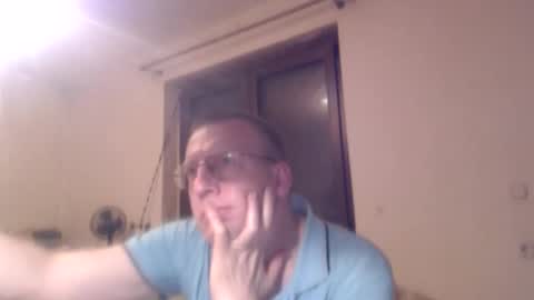 Snapshot of vthomasp719 chatting on 1, 4, 2026 vthomasp719 online show from 1, 4, 2026