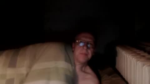 Snapshot of vthomasp719 chatting on 19, 4, 2026 vthomasp719 online show from 19, 4, 2026