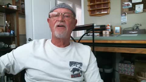 Snapshot of vueuorme chatting on 5, 1, 2025 Vueuorme online show from 5, 1, 2025