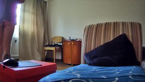 Snapshot of vype121 chatting on 22, 9, 2025 vype121 online show from 22, 9, 2025