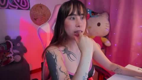 AIKA  online show from 17, 11, 2025