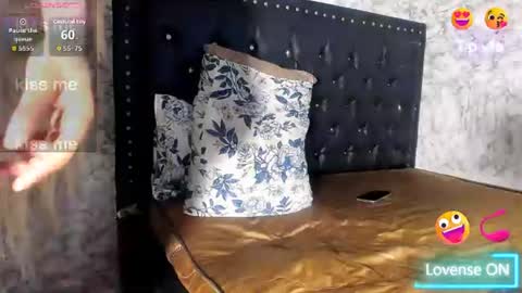 Snapshot of wakanda671501 chatting on 29, 6, 2026 Jhon online show from 29, 6, 2026