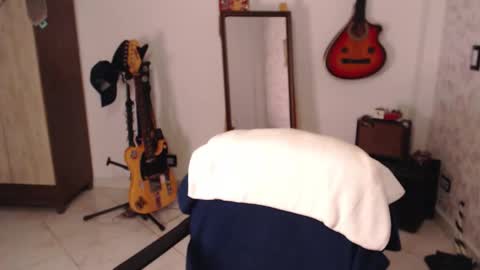 Snapshot of wake_and_bakee chatting on 5, 10, 2025 John online show from 5, 10, 2025