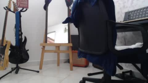 Snapshot of wake_and_bakee chatting on 4, 4, 2026 John online show from 4, 4, 2026