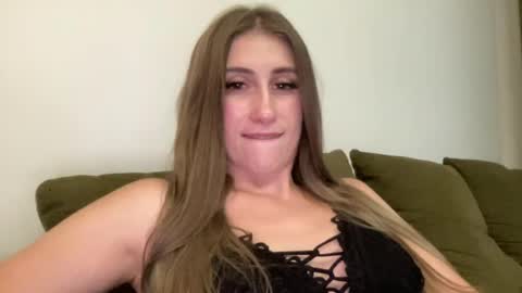 walkiria19 online show from 28, 6, 2026