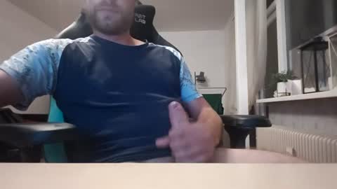 Snapshot of wallypower99 chatting on 1, 8, 2026 wallypower99 online show from 1, 8, 2026