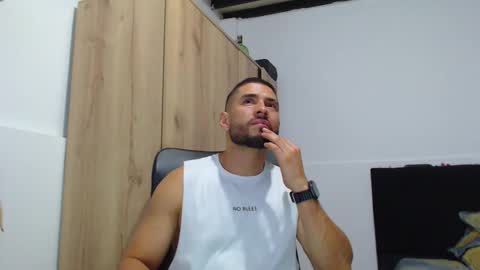 WALTER BROWN  online show from 4, 11, 2025