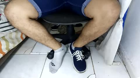 Snapshot of waltherfeet_ chatting on 10, 5, 2026 WaltherFeet online show from 10, 5, 2026