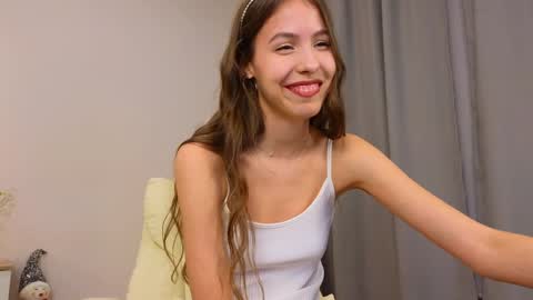 Wendy. Hello Honeys Ill see you 2nd 5th 7th this week love you3 online show from 26, 12, 2024