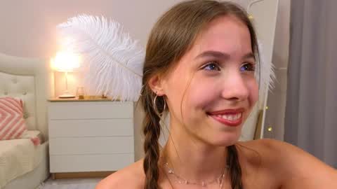 Wendy. Hello Honeys Ill see you 2nd 5th 7th this week love you3 online show from 4, 2, 2025