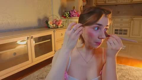 hello guys im Lilian online show from 15, 11, 2025