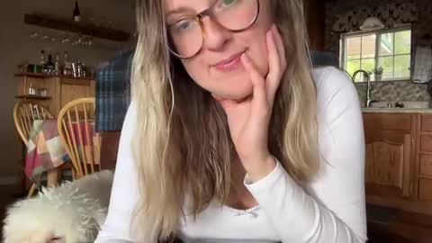 Snapshot of wanderlustjade chatting on 6, 1, 2025 Jade Adonis online show from 6, 1, 2025