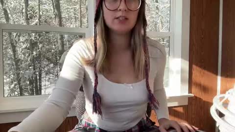 Snapshot of wanderlustjade chatting on 11, 1, 2025 Jade Adonis online show from 11, 1, 2025