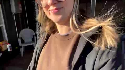 Snapshot of wanderlustjade chatting on 13, 1, 2025 Jade Adonis online show from 13, 1, 2025