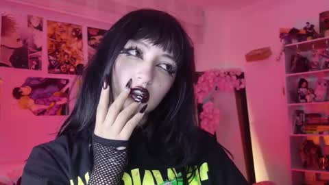 Snapshot of wangxi__ chatting on 23, 10, 2025 Wangxi last account Wangxi online show from 23, 10, 2025