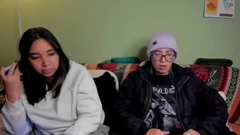 Snapshot of waningrosee chatting on 16, 2, 2025 Waningrose Lu online show from 16, 2, 2025