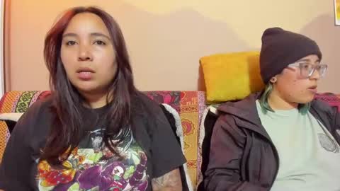 Snapshot of waningrosee chatting on 23, 9, 2025 Waningrose Lu online show from 23, 9, 2025