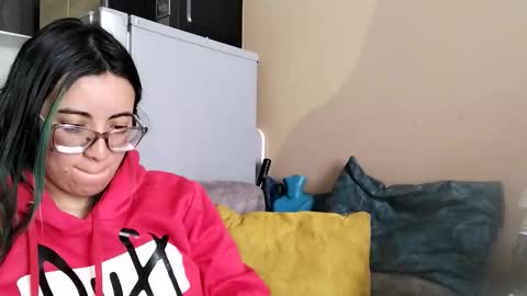 Snapshot of waningrosee chatting on 11, 11, 2025 Waningrose Lu online show from 11, 11, 2025