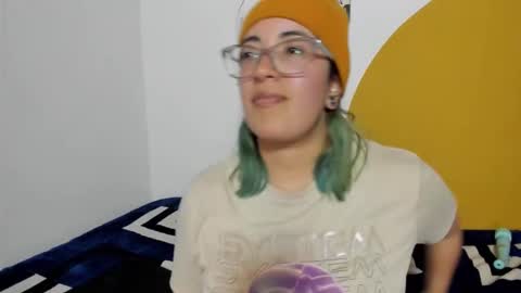 Snapshot of waningrosee chatting on 20, 11, 2025 Waningrose Lu online show from 20, 11, 2025