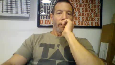 Snapshot of want_to_be_recognized chatting on 20, 4, 2026 want_to_be_recognized online show from 20, 4, 2026