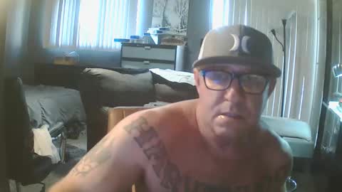 inittogetitin online show from 3, 12, 2025