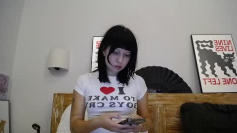 Snapshot of warm_june chatting on 13, 4, 2026 June online show from 13, 4, 2026