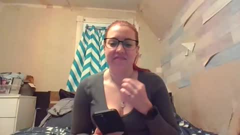 Snapshot of warwhore24 chatting on 27, 12, 2024 warwhore24 online show from 27, 12, 2024