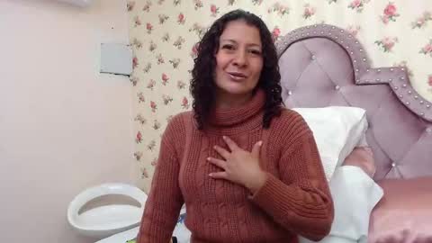 Snapshot of watson_crystal00 chatting on 27, 2, 2026 Milf Latina online show from 27, 2, 2026