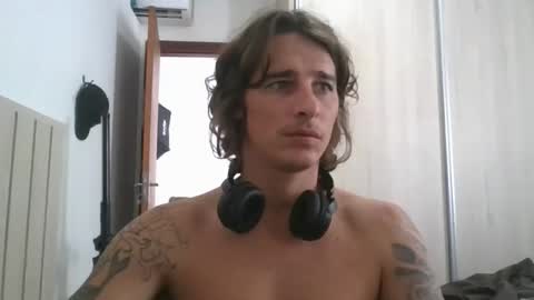 Snapshot of wave_boyy chatting on 24, 3, 2026 wave_boyy online show from 24, 3, 2026