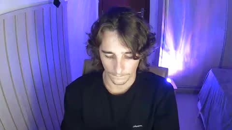 Snapshot of wave_boyy chatting on 1, 4, 2026 wave_boyy online show from 1, 4, 2026