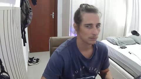 Snapshot of wave_boyy chatting on 10, 4, 2026 wave_boyy online show from 10, 4, 2026