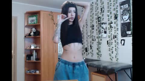 Mina online show from 15, 2, 2026