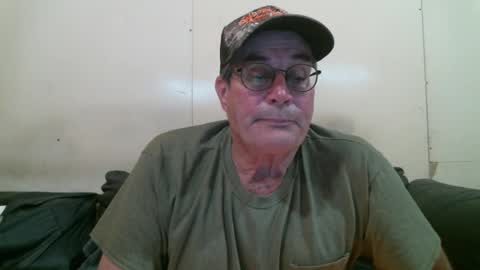 Snapshot of wbfarm chatting on 18, 4, 2026 WB Farm online show from 18, 4, 2026