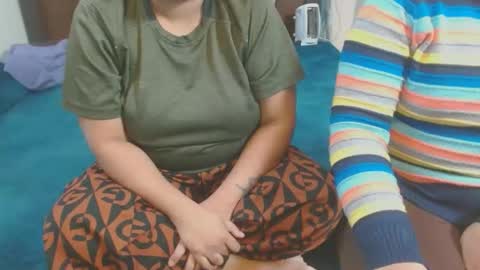 Snapshot of we_are_indian chatting on 9, 1, 2025 khushiwife kabirhubby kavyasexy gf online show from 9, 1, 2025