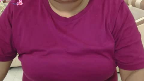 Snapshot of we_are_indian chatting on 7, 10, 2025 khushiwife kabirhubby kavyasexy gf online show from 7, 10, 2025