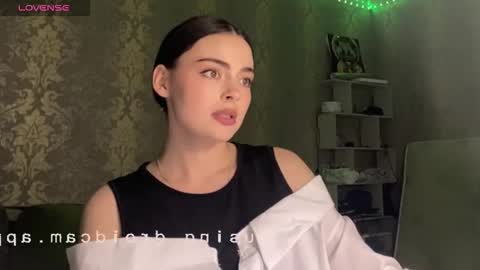 Snapshot of weareyoursun chatting on 29, 4, 2026 Alice online show from 29, 4, 2026