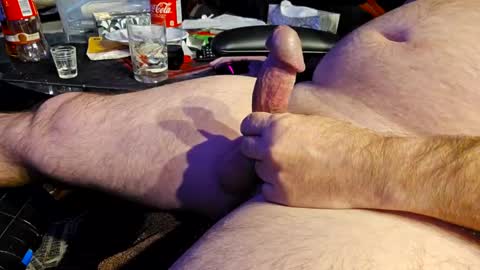 Snapshot of weather696 chatting on 4, 1, 2025 Pussy Lover online show from 4, 1, 2025