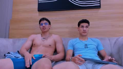 Jhonny Dick  his neighbors. online show from 14, 1, 2026