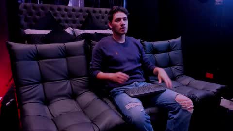 Snapshot of web_gammer_ chatting on 17, 1, 2026 Jhonny Dick his neighbors. online show from 17, 1, 2026