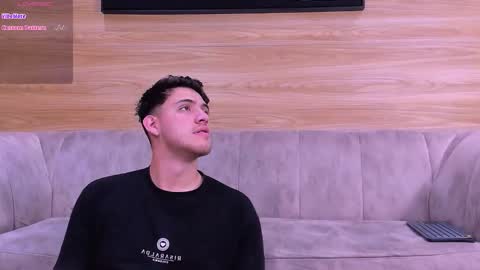 Snapshot of web_gammer_ chatting on 7, 3, 2026 Jhonny Dick his neighbors. online show from 7, 3, 2026