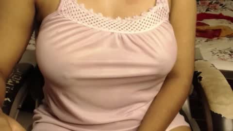 Snapshot of webshowxxx chatting on 1, 11, 2025 mina online show from 1, 11, 2025