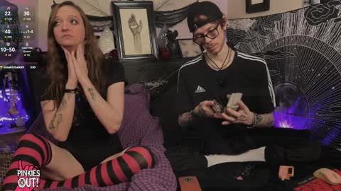 Snapshot of webz_and_kordz chatting on 9, 4, 2026 WebzKordz online show from 9, 4, 2026