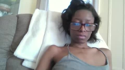 Snapshot of weeklyrush chatting on 12, 4, 2026 GoddessRush online show from 12, 4, 2026