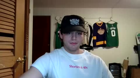 Snapshot of weenskir chatting on 16, 4, 2026 weenskir online show from 16, 4, 2026