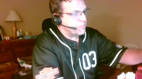 Snapshot of welderod chatting on 5, 7, 2026 welderod online show from 5, 7, 2026