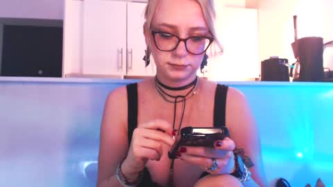 Snapshot of welliza chatting on 20, 5, 2026 Liza online show from 20, 5, 2026